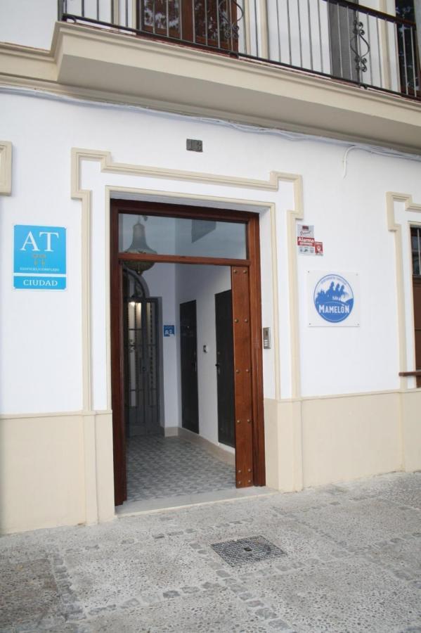 Apartamentos Turisticos Mamelon Jerez de la Frontera Buitenkant foto