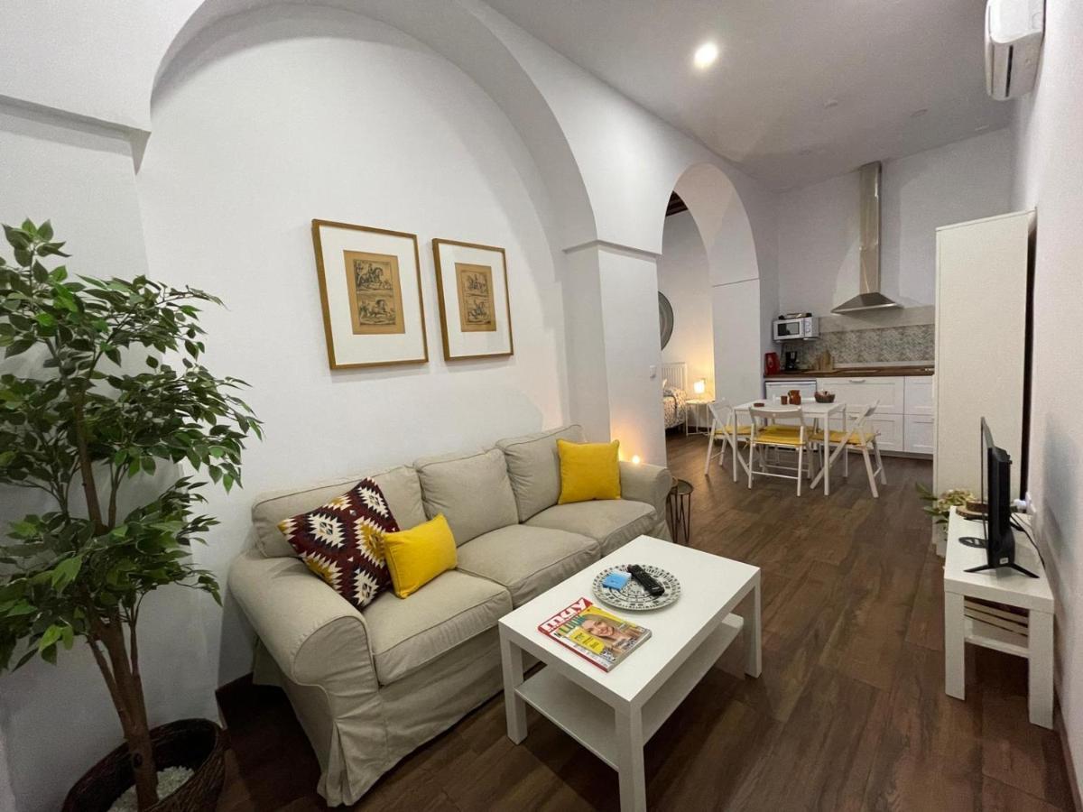 Apartamentos Turisticos Mamelon Jerez de la Frontera Buitenkant foto