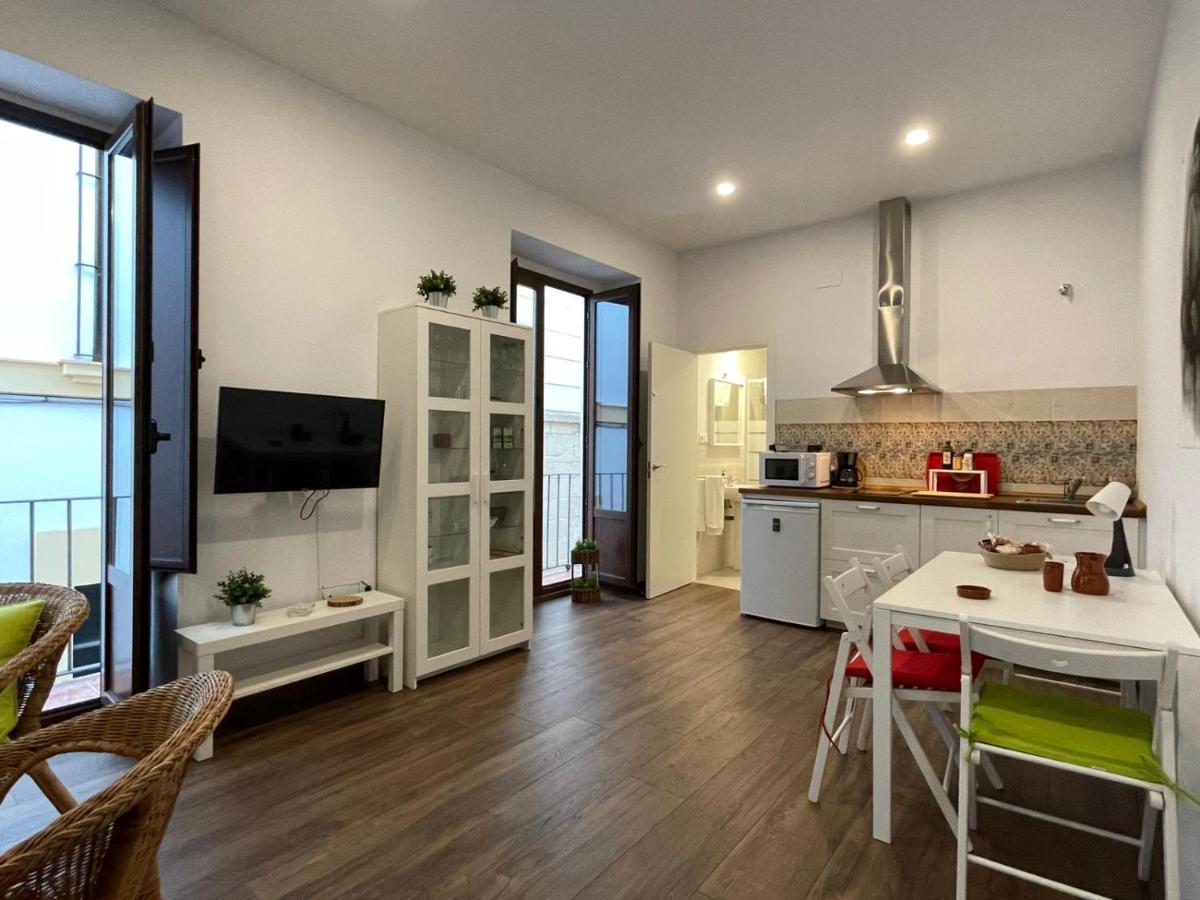 Apartamentos Turisticos Mamelon Jerez de la Frontera Buitenkant foto